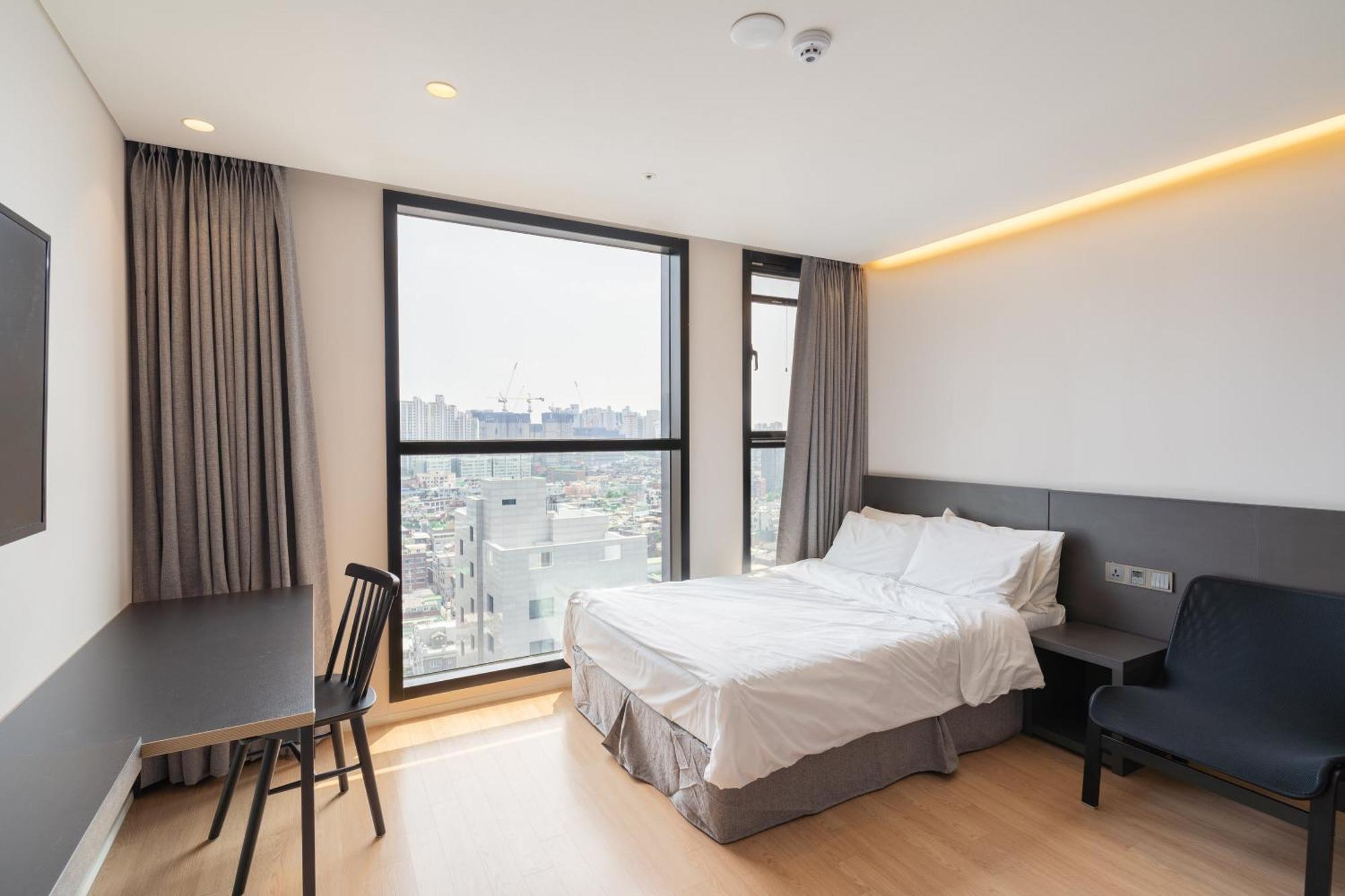 Celib Yeoui Hotel
