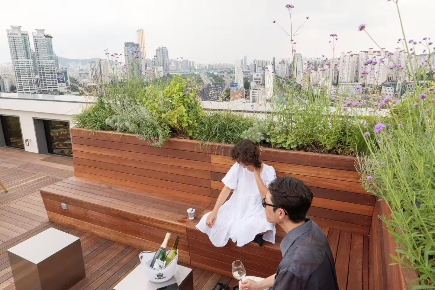 Khách sạn Celib Yeoui Seoul