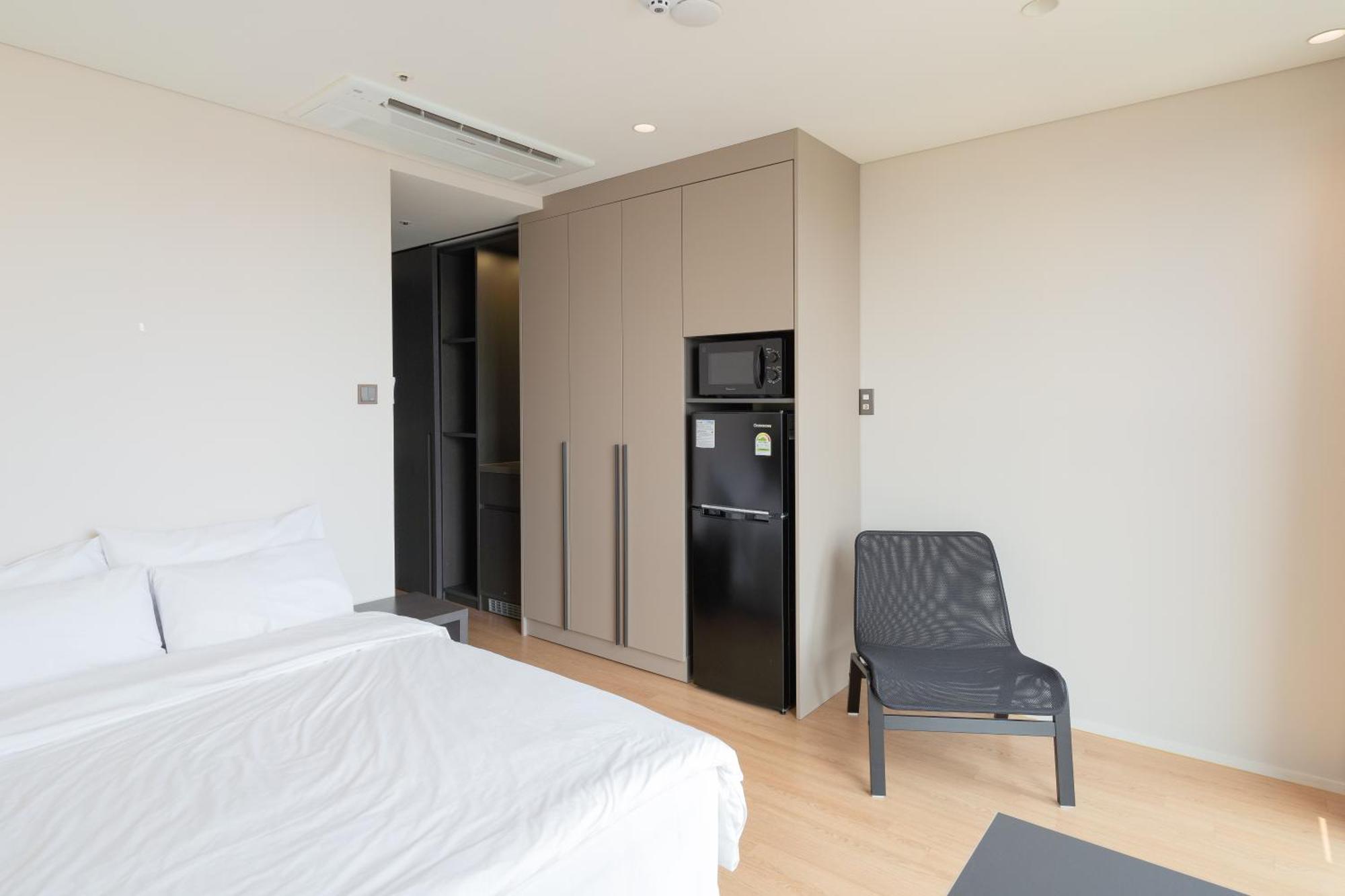 Khách sạn Celib Yeoui Seoul